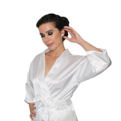 Bata Personalizada de Satín color Blanca