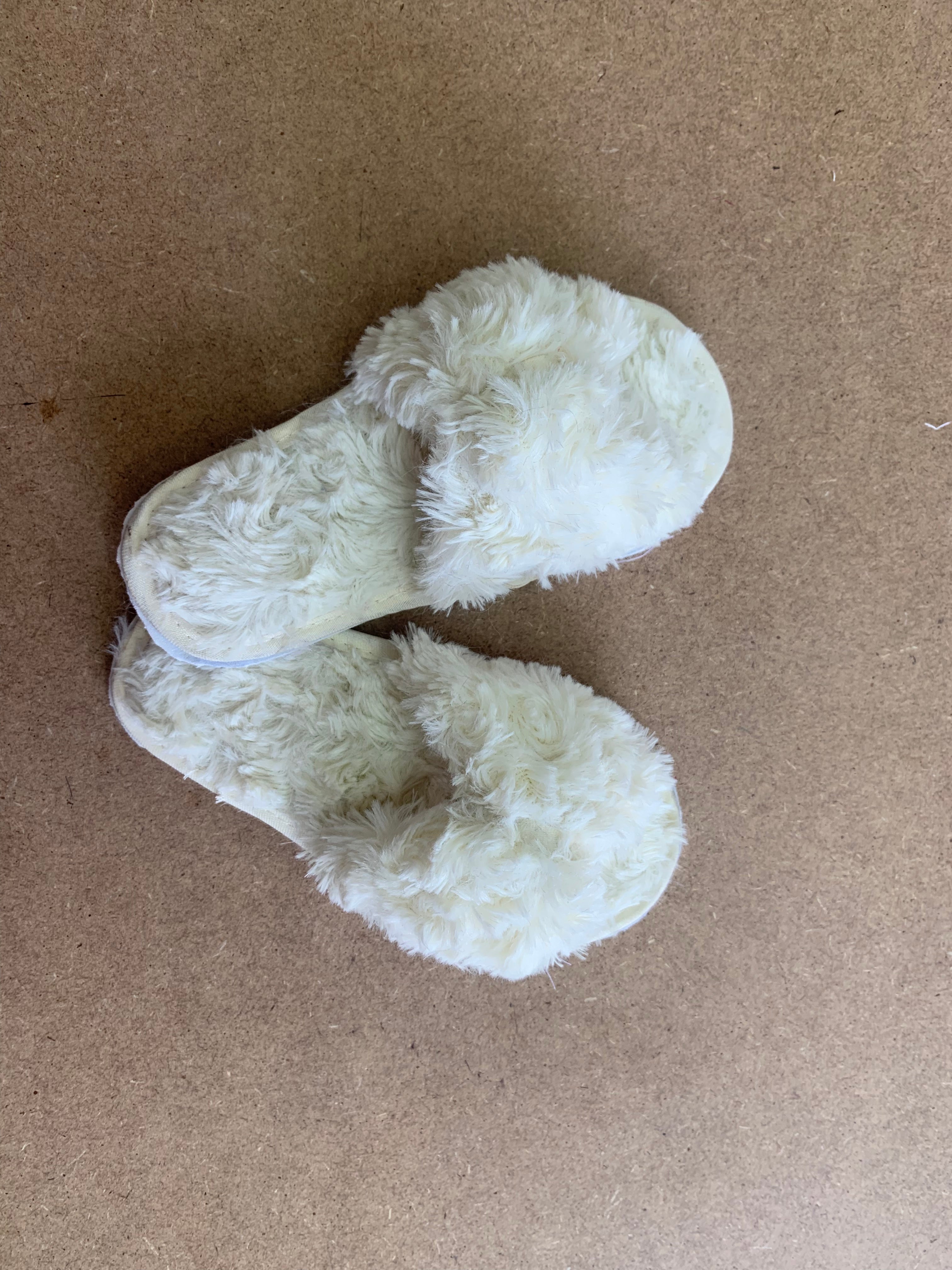 Pantufla para niñas  tipo moño diferentes colores