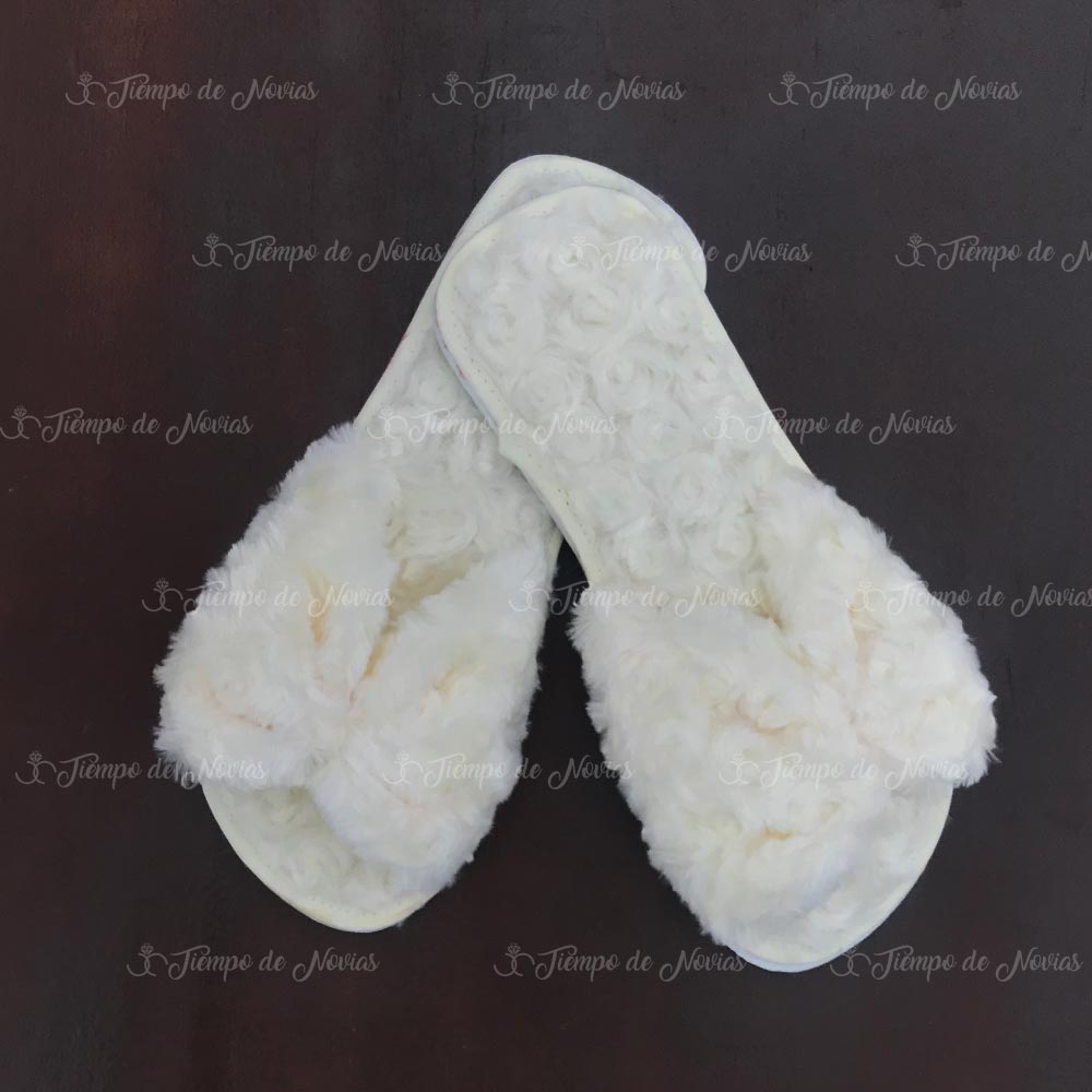 Pantufla para evento tipo moño Color Ivory